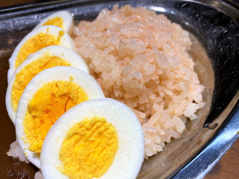明太ライスカレーのライスアップ